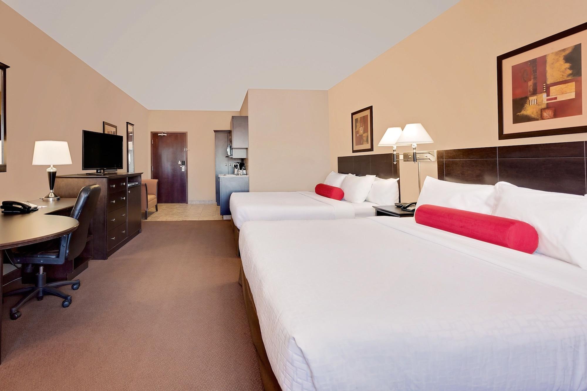 Ramada By Wyndham Camrose Hotel Ngoại thất bức ảnh